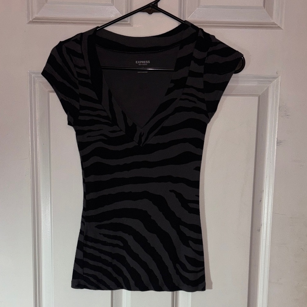 Express Black and Gray Zebra Print Women's Tee